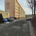 Schöne 2-Zimmer-Parterre Wohnung WF